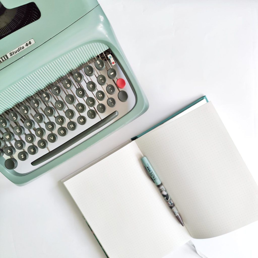escribe tu novela romántica